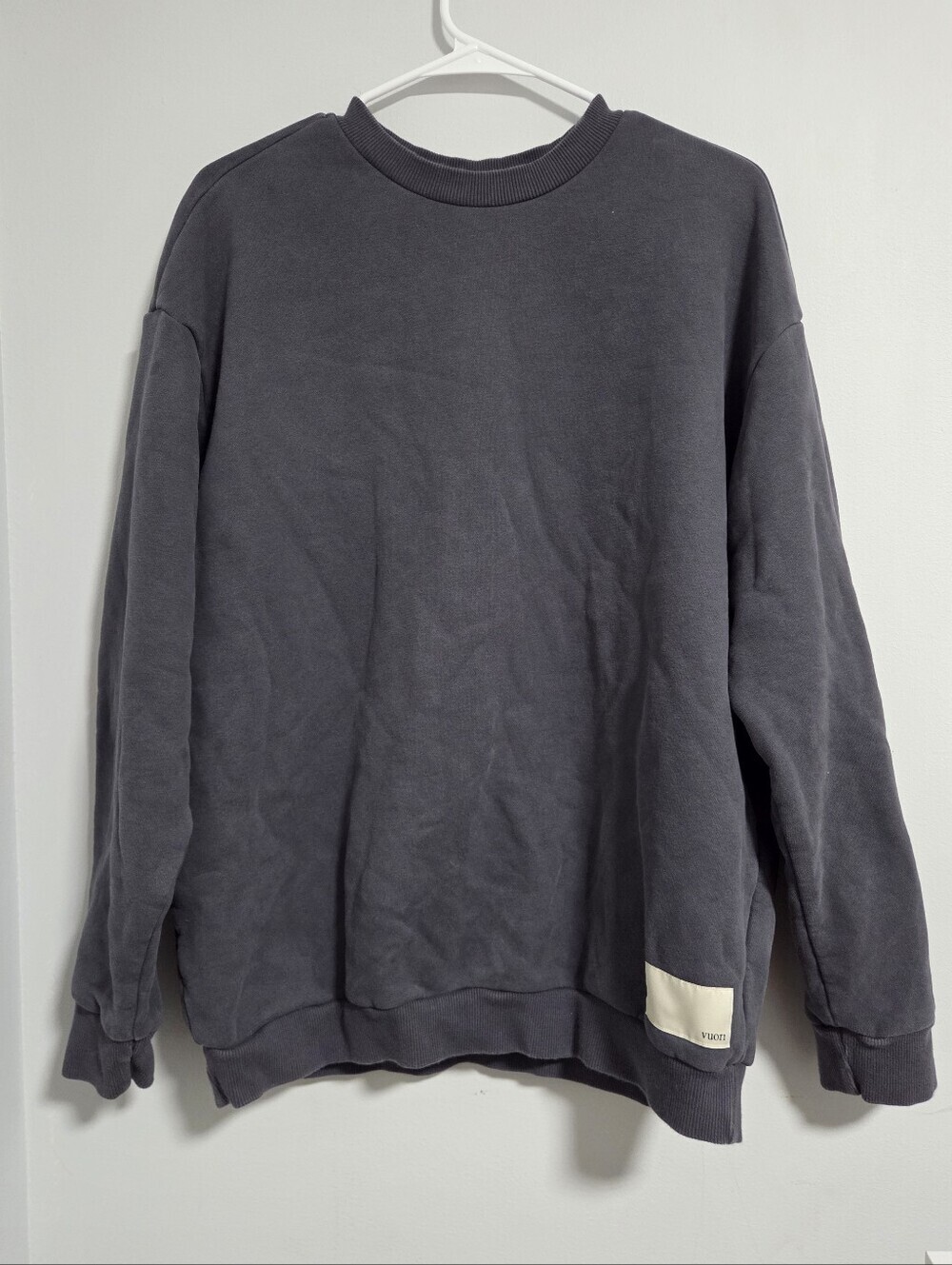 Vuori Women's Classic Crewneck Sweater - Gray